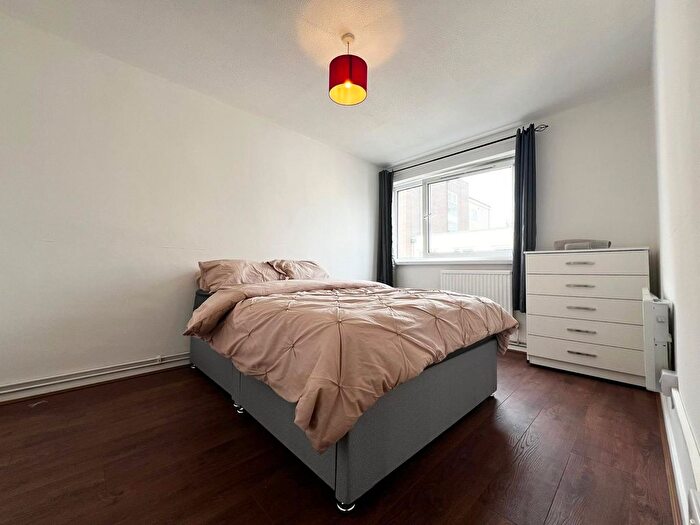 4 Bedroom Maisonette To Rent In Wager Street, London, E3