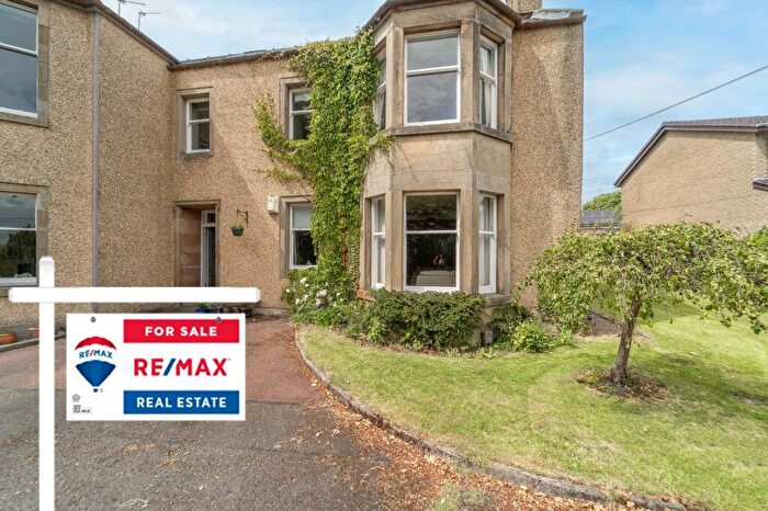 3 Bedroom Semi-Detached House For Sale In Manse Park, Uphall, EH52