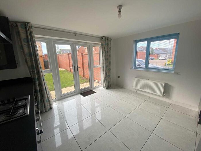 4 Bedroom Semi-Detached House To Rent In Mauretania Way, Brooklands, Milton Keynes, MK10