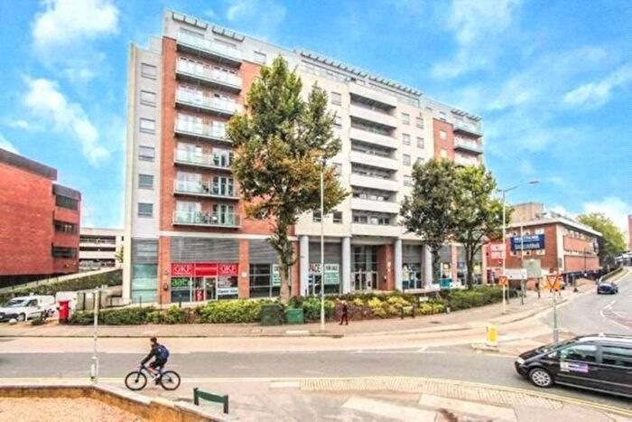 2 Bedroom Flat For Sale In Wilmington Close, Watford, WD18