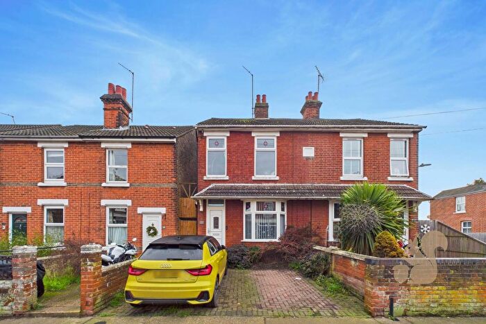 3 Bedroom Semi Detached House For Sale In Bourne Road, Colchester, CO2