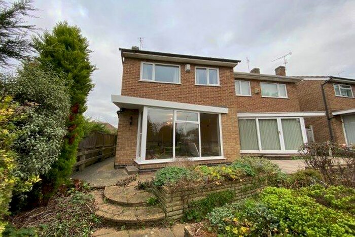 3 Bedroom Semi-Detached House To Rent In Oadby, Leicester LE2