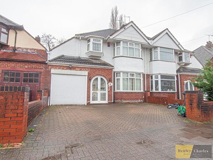 3 Bedroom Semi-Detached House To Rent In Grestone Avenue, Handsworth Wood, B20