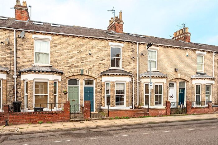 3 Bedroom Terraced House For Sale In Nunmill Street, York, YO23