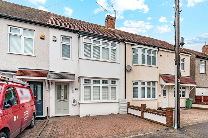 3 Bedroom Terraced House For Sale In Stafford Avenue, Hornchurch, RM11