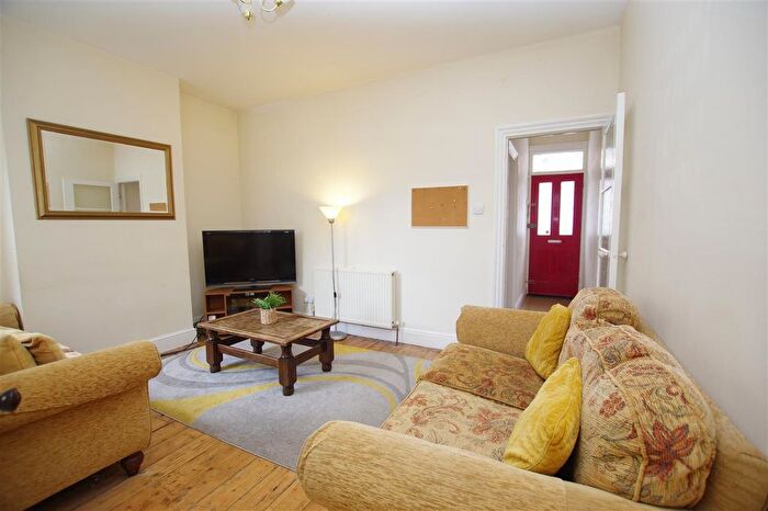 3 Bedroom Semi-detached House To Rent In Lancaster Road, Canterbury, Canterbury, CT1