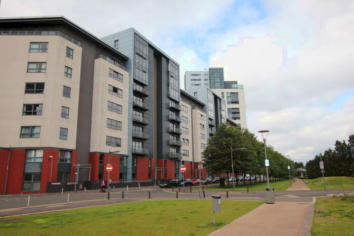 2 Bedroom Flat To Rent In Glasgow Harbour Terraces, Glasgow Harbour, G11