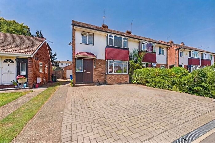 3 Bedroom Semi-Detached House To Rent In Pearce Road, Maidenhead, Berkshire, SL6