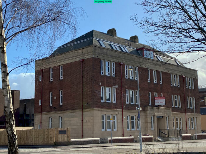 2 Bedroom Flat To Rent In Back Sneddon Street, Paisley, PA3