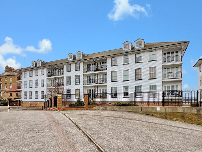 2 Bedroom Flat For Sale In Heritage Quay, Commercial Place, Gravesend, Kent, DA12