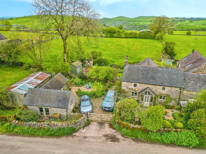 3 Bedroom Link Detached House For Sale In ., Grindon, ST13