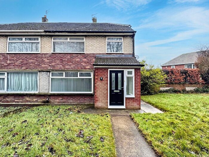 3 Bedroom Semi Detached House For Sale In The Willows, Hebburn, NE31