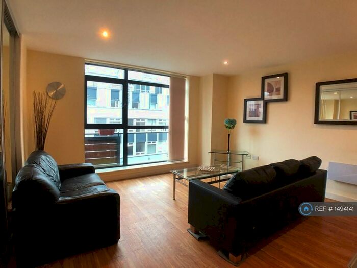 2 Bedroom Flat To Rent In St. Mary Street, Salford, M3
