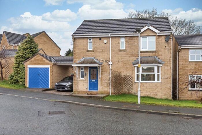 3 Bedroom Detached House For Sale In Printers Fold, Burnley, BB12