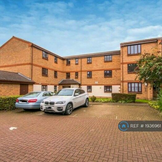 2 Bedroom Flat To Rent In Longlands Court, Mitcham, CR4
