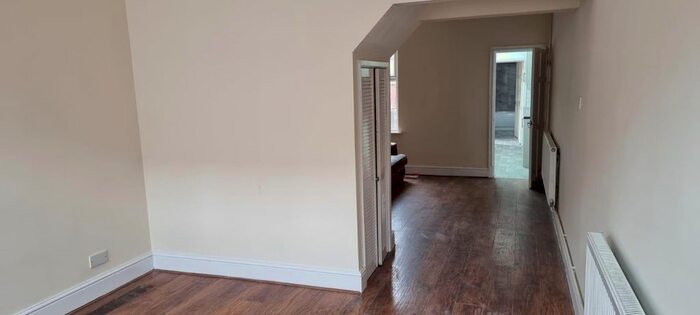 4 Bedroom Terraced House To Rent In Willow Brook Road, Leicester, LE5
