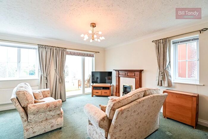 3 Bedroom End Of Terrace House For Sale In Burway Meadow, Alrewas, Burton-on-Trent, DE13