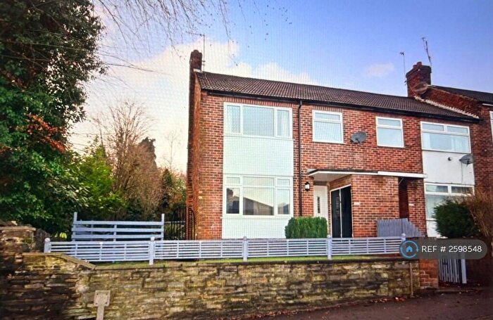 3 Bedroom Terraced House To Rent In Henconner Lane, Bramley, Leeds, LS13
