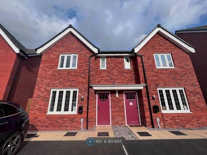 3 Bedroom Semi-Detached House To Rent In Featherstone Crescent, Heald Green, Cheadle, SK8