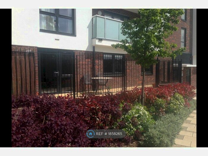 2 Bedroom Flat To Rent In Williams Way, Wembley, HA0