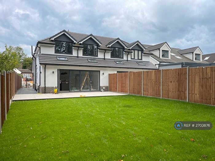 3 Bedroom Semi-Detached House To Rent In Woodside Road, Bricket Wood, St. Albans, AL2