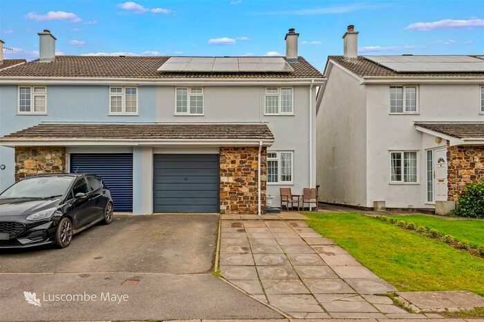 3 Bedroom Semi-Detached House For Sale In Gratton Drive, Chillington, Kingsbridge, TQ7