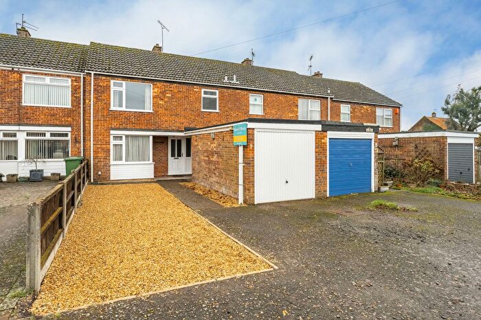3 Bedroom Terraced House For Sale In Holly Court, Swaffham, PE37