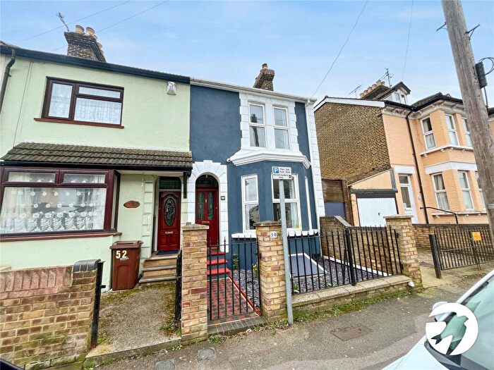2 Bedroom Terraced House To Rent In Franklin Road, Gillingham, Kent, ME7