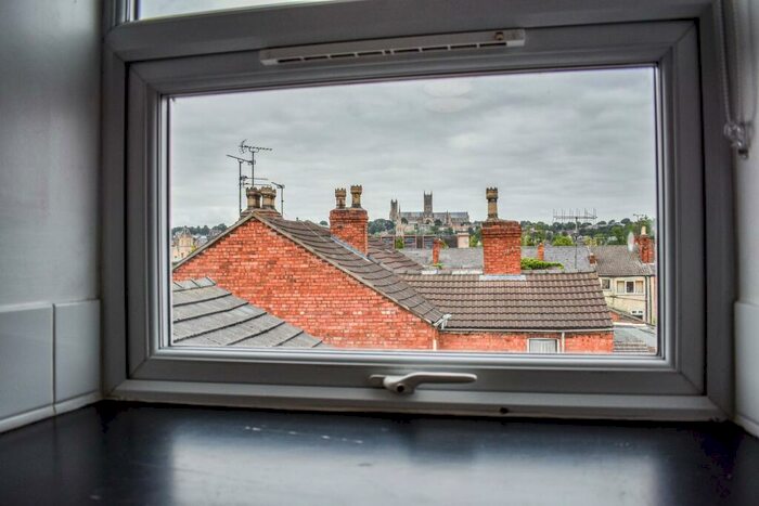 2 Bedroom Flat To Rent In Flat, The Rayner Building, LN5