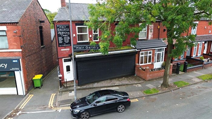 2 Bedroom Flat To Rent In Leslie Road, St. Helens, WA10