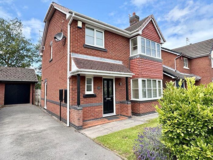 3 Bedroom Detached House To Rent In Hawthorn Close, Holmes Chapel, CW4