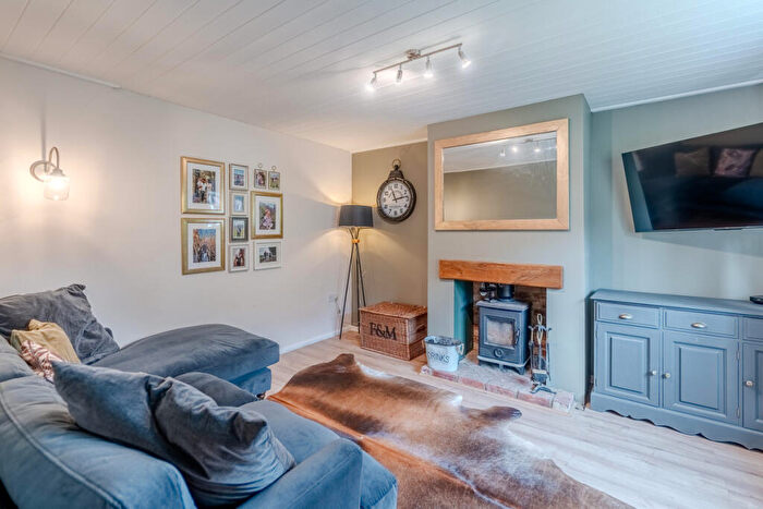 3 Bedroom Semi-Detached House For Sale In Rosebery Street, Ringstead, NN14