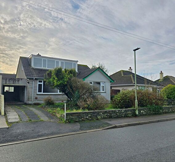 3 Bedroom Bungalow For Sale In Broad Park Road, Bere Alston, Yelverton, PL20