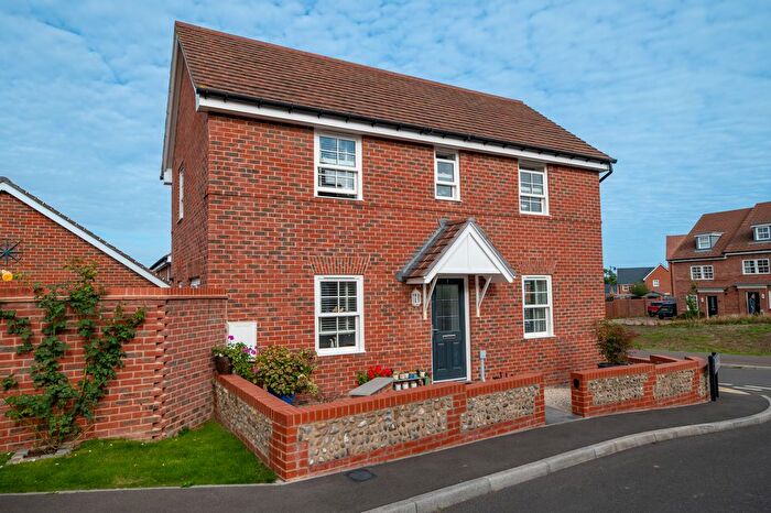 3 Bedroom Detached House For Sale In Pakenham Road, Waterlooville, PO7