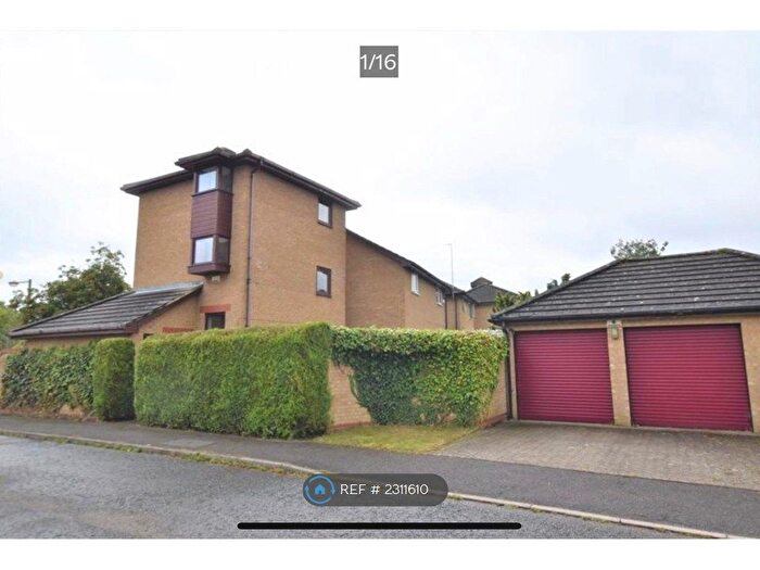 3 Bedroom Detached House To Rent In Chevalier Grove, Crownhill, Milton Keynes, MK8