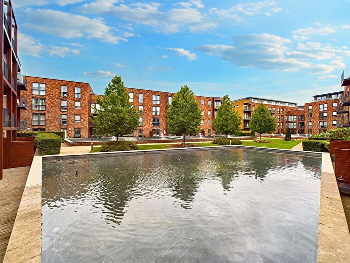 3 Bedroom Flat For Sale In Howard Road, Stanmore, HA7