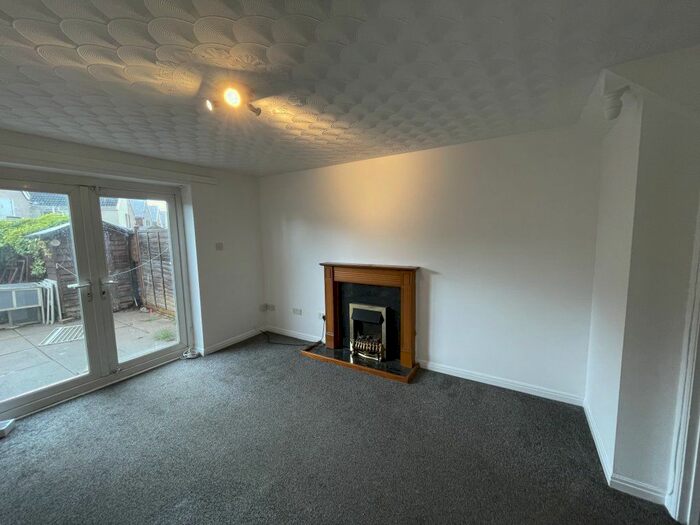 2 Bedroom Property To Rent In Island Mews, Port Talbot, SA13