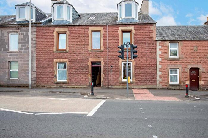 1 Bedroom Flat For Sale In North Bridge Street, Crieff, Perth And Kinross, PH7