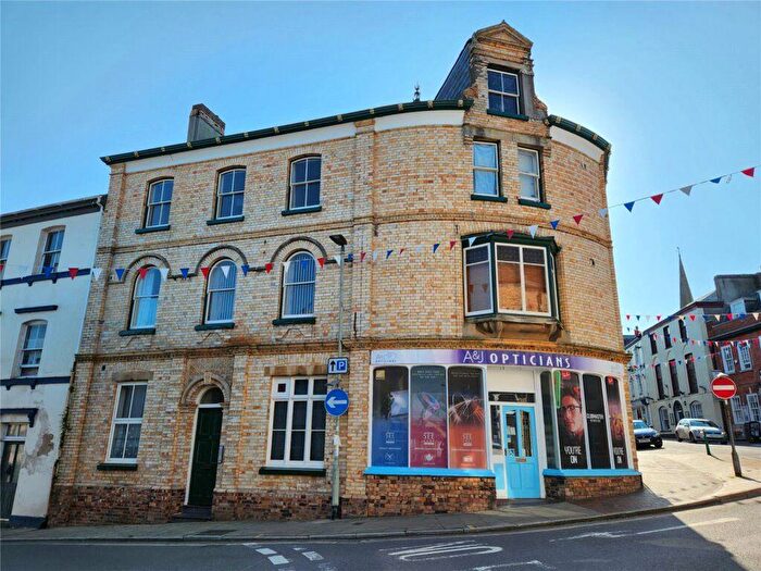 1 Bedroom Flat To Rent In Fore Street, Great Torrington, Devon, EX38