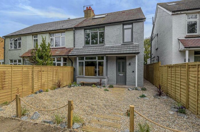3 Bedroom Semi-Detached House To Rent In Victoria Road, Shoreham, BN43