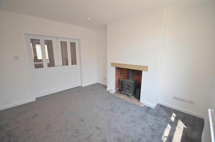4 Bedroom Terraced House To Rent In Howard Street, Rishton, Blackburn, BB1