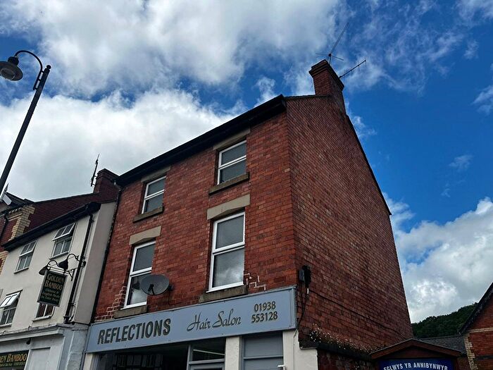 2 Bedroom Flat To Rent In Mount Street, Welshpool, Powys, SY21