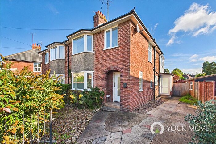 4 Bedroom Semi Detached House For Sale In St. Annes Road, Beccles, Suffolk, NR34