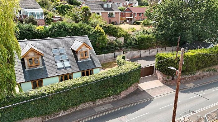 4 Bedroom Detached House For Sale In Canal Hill View, Tiverton, EX16