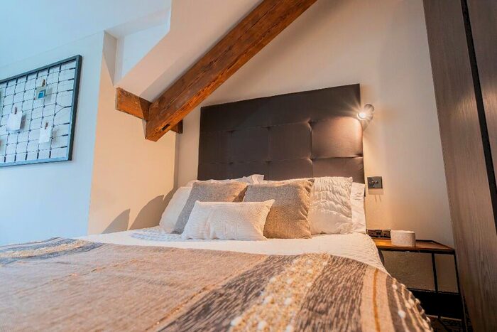 1 Bedroom Penthouse To Rent In Portland Street, Manchester, Greater Manchester, M1