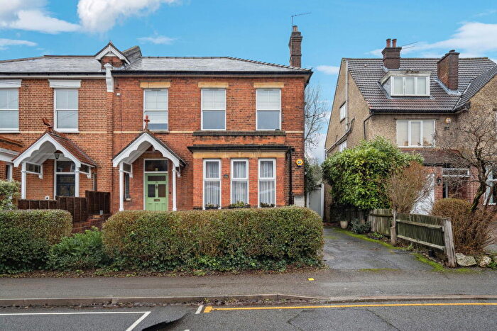 3 Bedroom Maisonette For Sale In Chester Road, Northwood, HA6