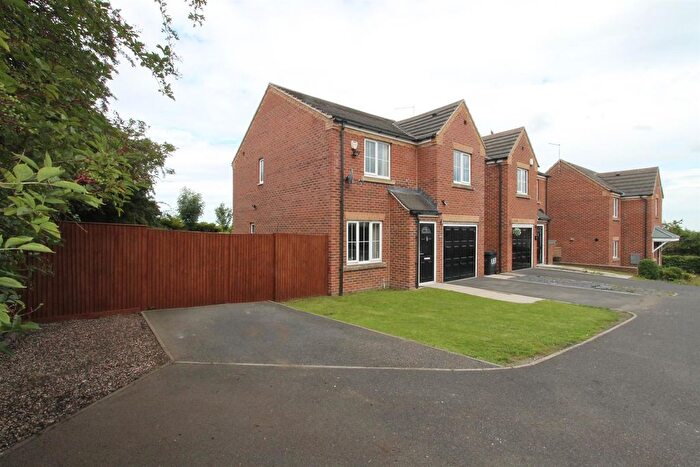 3 Bedroom Detached House To Rent In Chestnut Crescent, Barnsley, S70