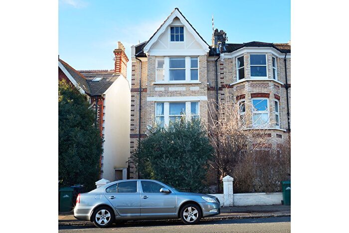 1 Bedroom Flat To Rent In Fonthill Road, Hove, BN3