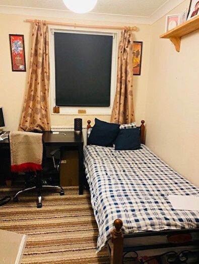 3 Bedroom Semi-Detached House To Rent In Boxtree Lane, Harrow, Greater London, HA3