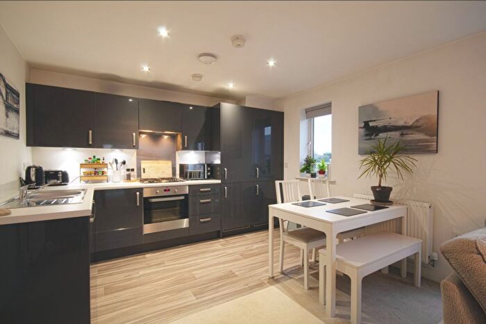 2 Bedroom Flat For Sale In Kempster Way, Weston Turville, HP22